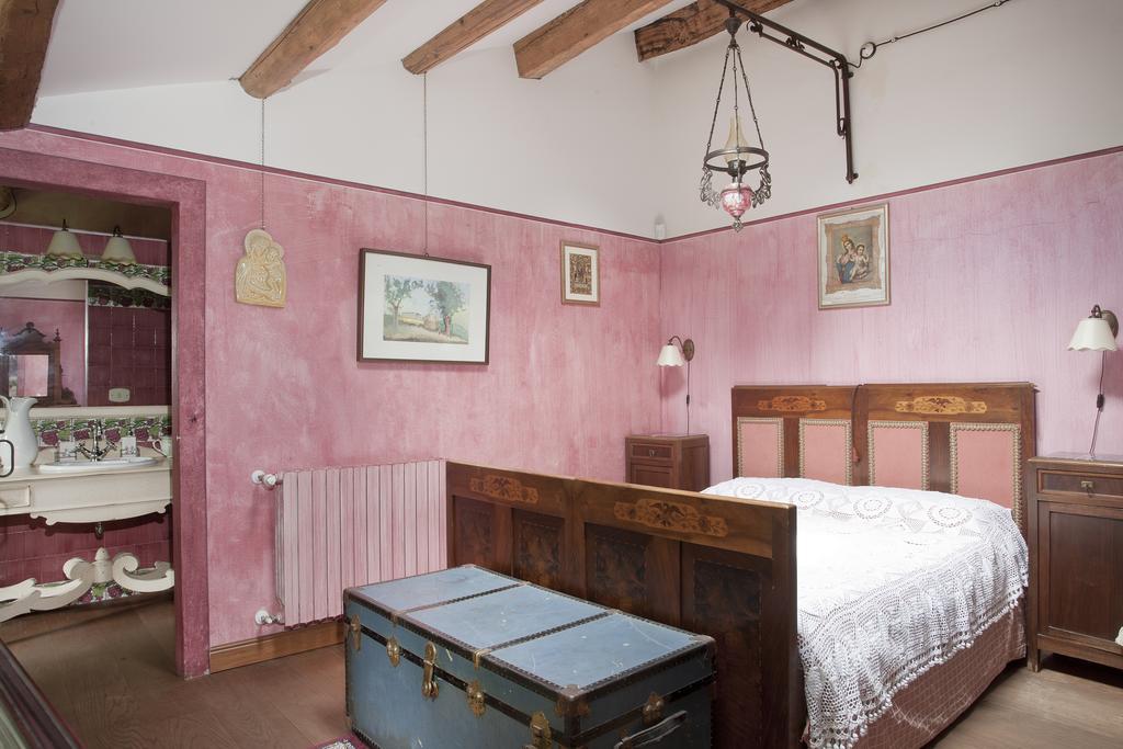 Casa Delle Meridiane Couette-café Ravenne
